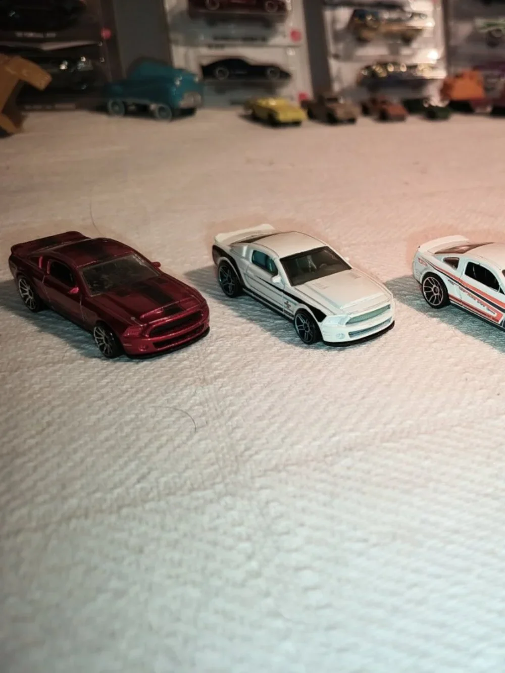 HOT WHEELS & MAISTO FORD MUSTANG/SHELBY 4-CAR DIECAST LOT